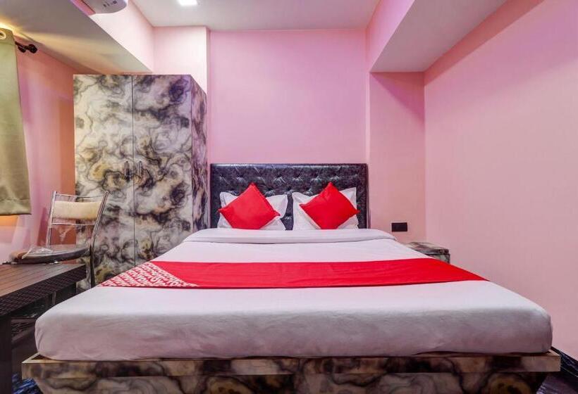 호텔 Kirtiraj Lodging And Boarding