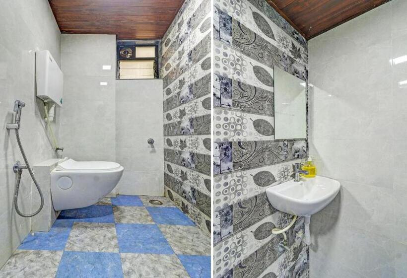 호텔 Kirtiraj Lodging And Boarding