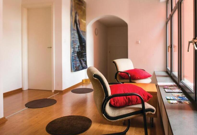 Hostel Cukrarna Guest Accommodation