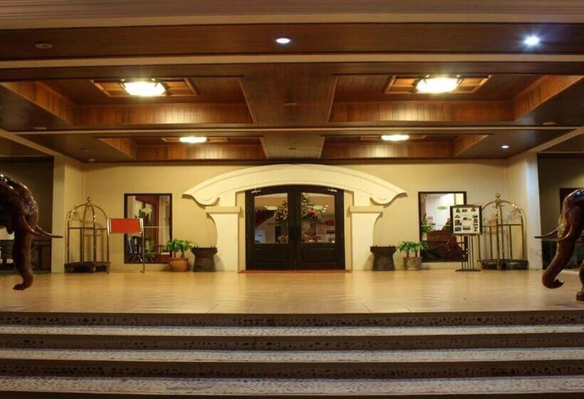 فندق Daosavanh Resort & Spa