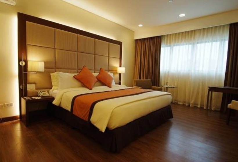酒店 Santomas Suites