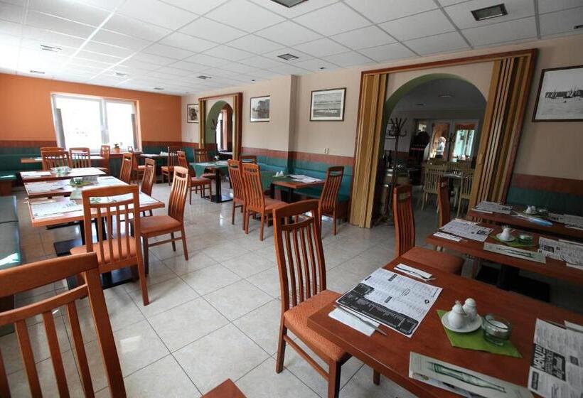 Отель Zelený Dvor