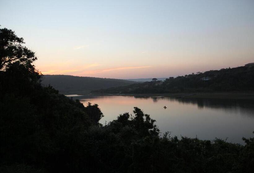 فندق صغير Buccaneers Beach Lodge, Chintsa, South Africa