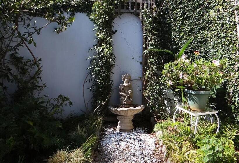 צימר Art Gallery Guest House