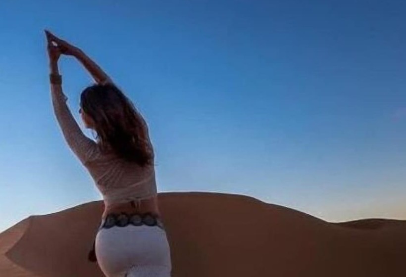 تختخواب و صبحانه Karim Sahara