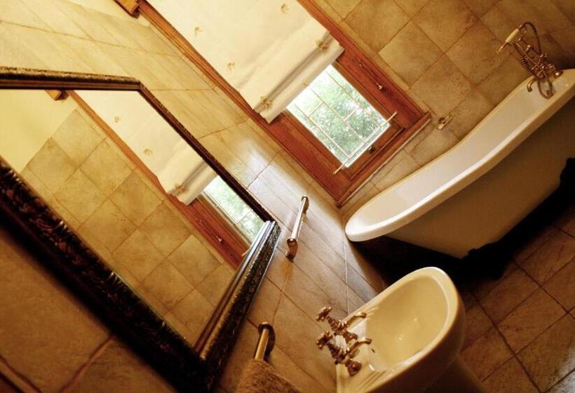 مبيت وإفطار Castello Guesthouse Vryburg