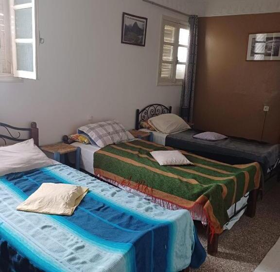 تختخواب و صبحانه Chambres D Hôtes Les Amis