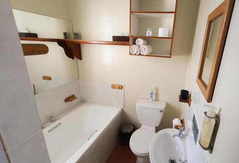 Bed and Breakfast Cummings Guesthouse