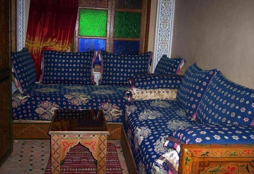 تختخواب و صبحانه Riad Benchekroun