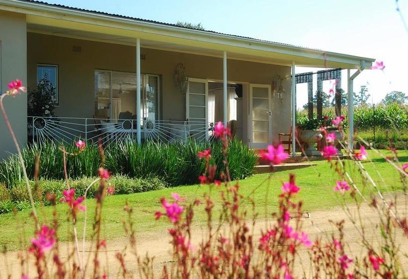 Bed and Breakfast Sneezewood Farm Bed&breakfast And Self Catering Cottage
