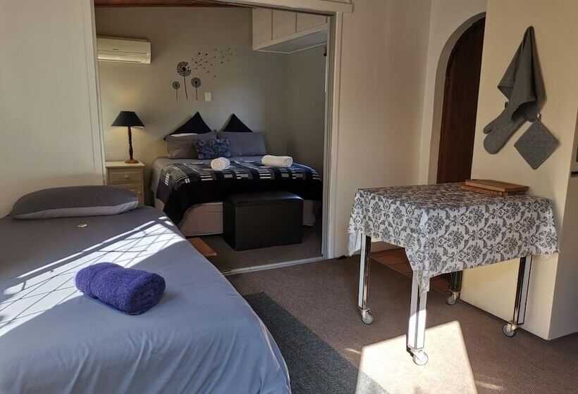 민박 Sunbird Guest House