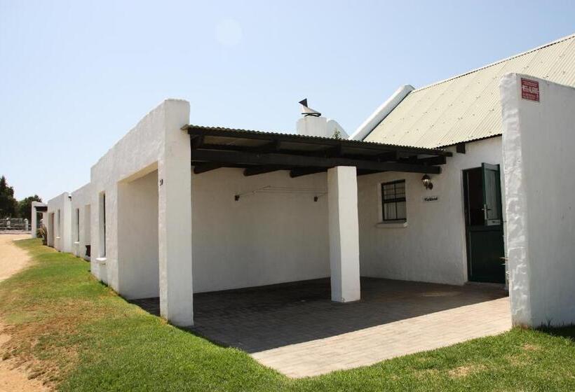 Riviera Hotel & Chalets