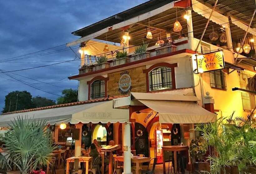 هاستل Hostal & Suites Pata De Perro