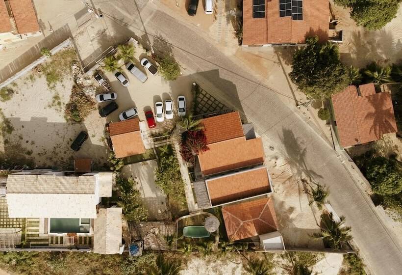 مسافرخانه Villa Pontinha