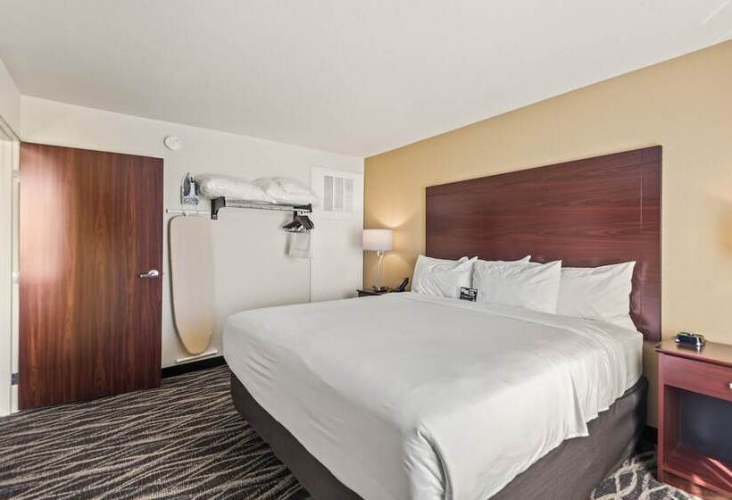 Riverstone Suites By Cobblestone Hotels   Chippewa Falls