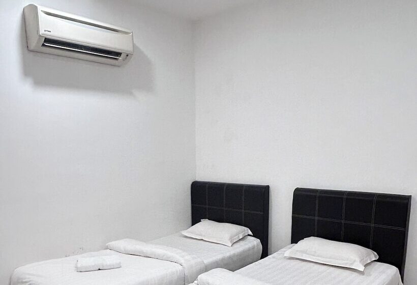 Bear Hotel At Nilai