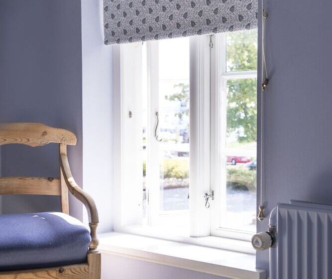 هتل Ballebro Færgekro