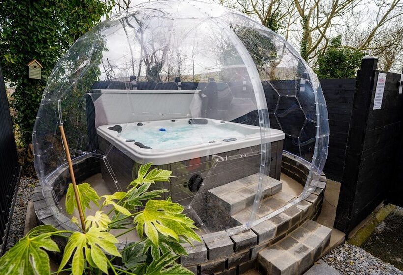 فندق Charming Lodge In Limavady