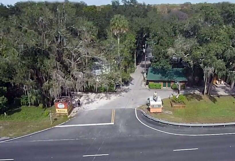 ホテル Riverside Lodge Resort