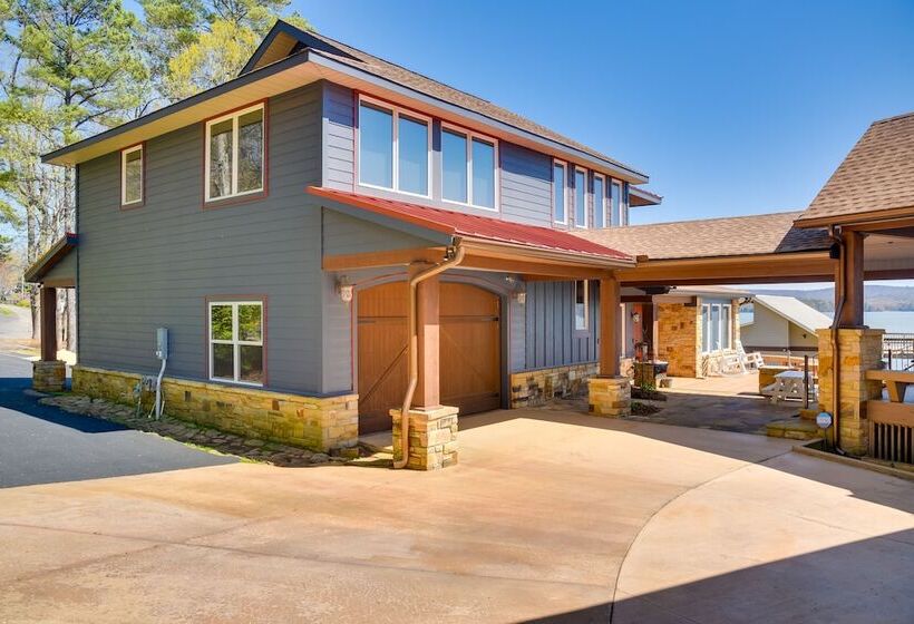 Luxurious Lakefront Paradise In Scottsboro W/ Dock