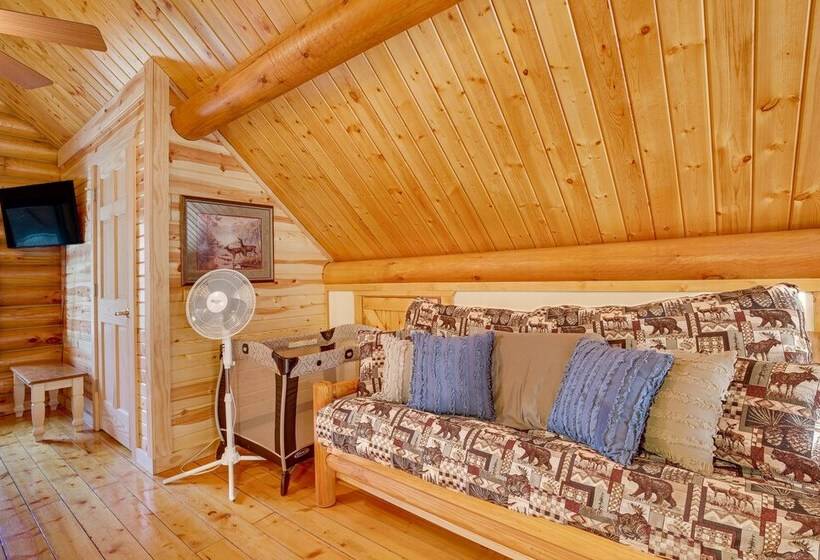 Merrillan Cabin W/ Fire Pit < 1 Mi To Lake Arbutus