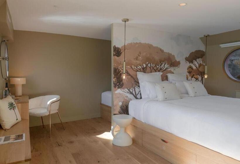 پانسیون La Peniche   Bed And Bicycle   Aigues Mortes