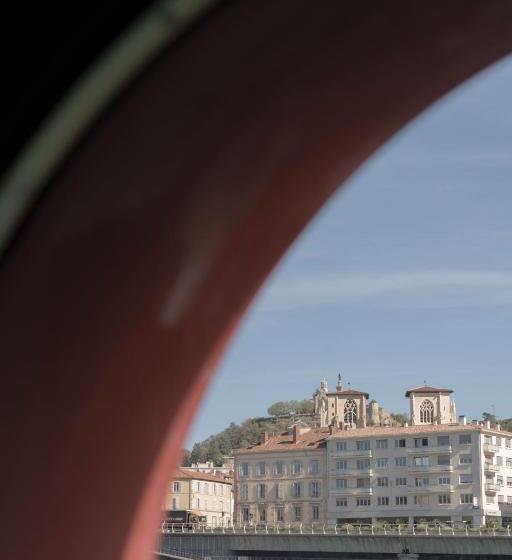 پانسیون La Peniche   Bed And Bicycle   Aigues Mortes