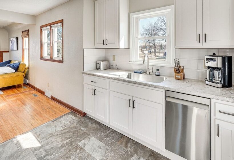 Pet Friendly Sioux Falls House   2 Mi To Downtown!