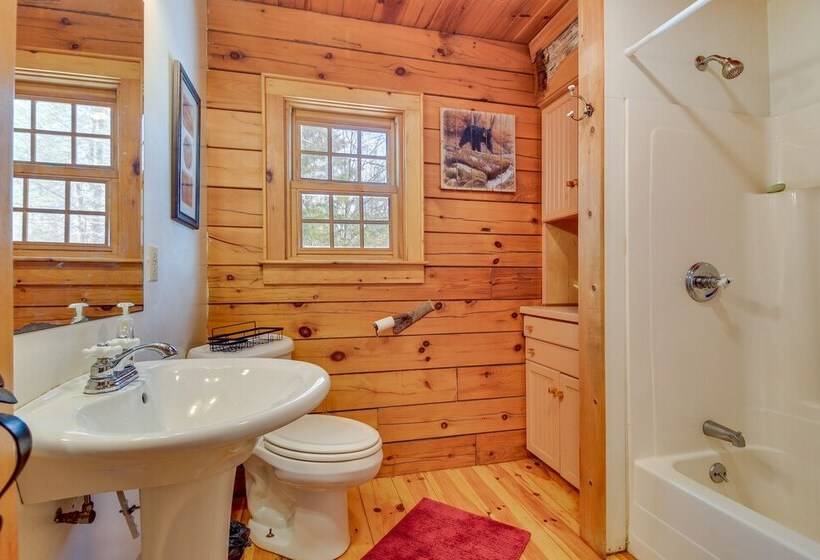 Private Bethel Cabin W/ Covered Deck: 5 Mi To Town