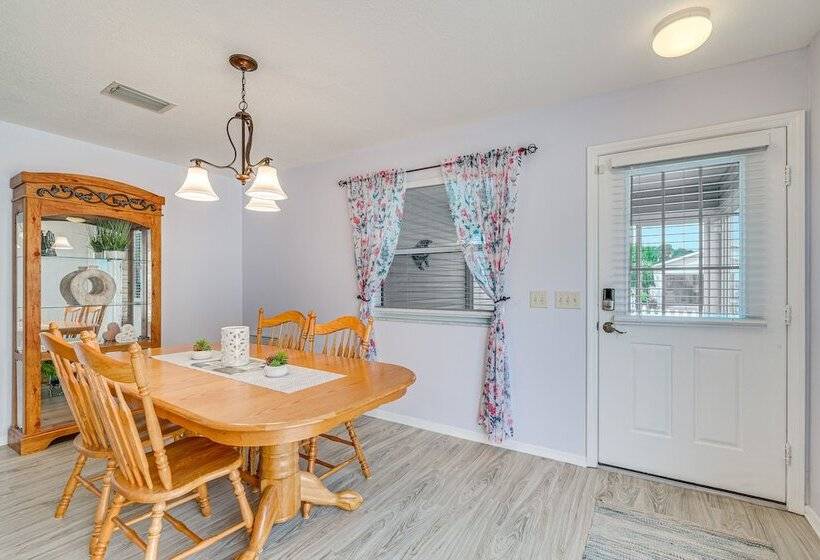 Home W/ Resort Amenities In The Villages