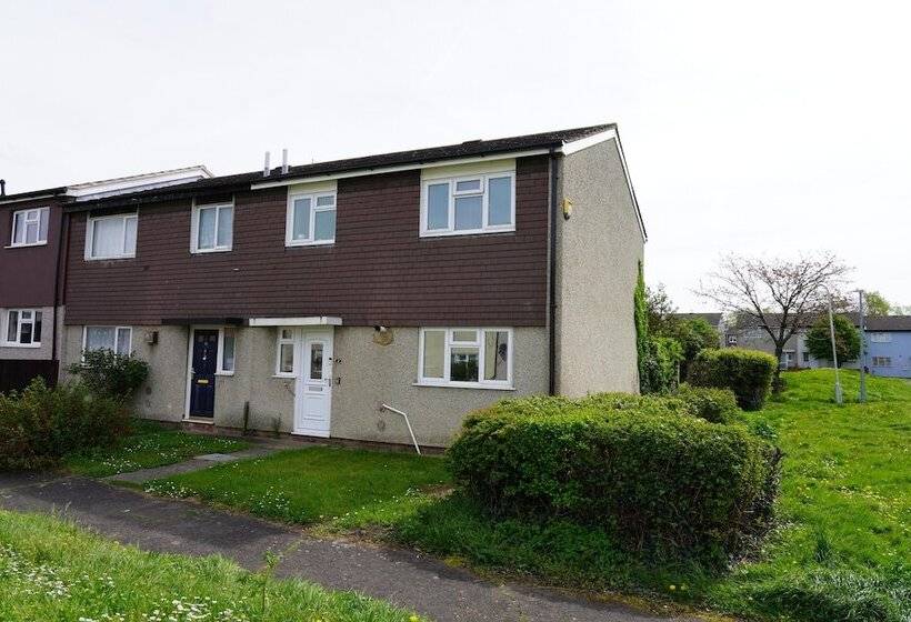 اقامتگاه Entire 3 Bed Home In Basildon Sleeps Up To 6