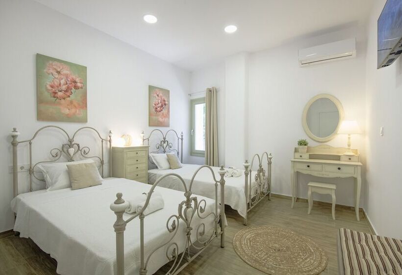 إقامة Arethousa House