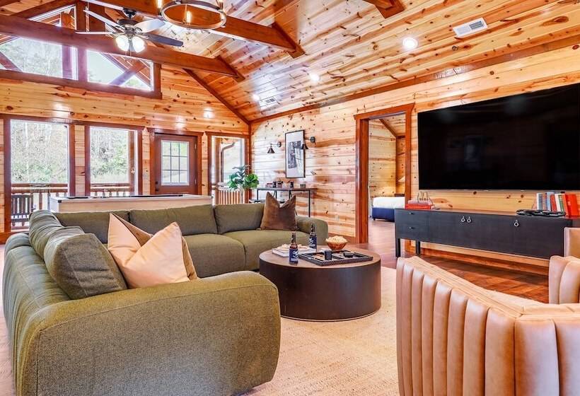 Daybreak By Avantstay Sleeps 18 Cabin + Pool/spa