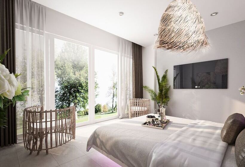 هتل Black Amber Boutique