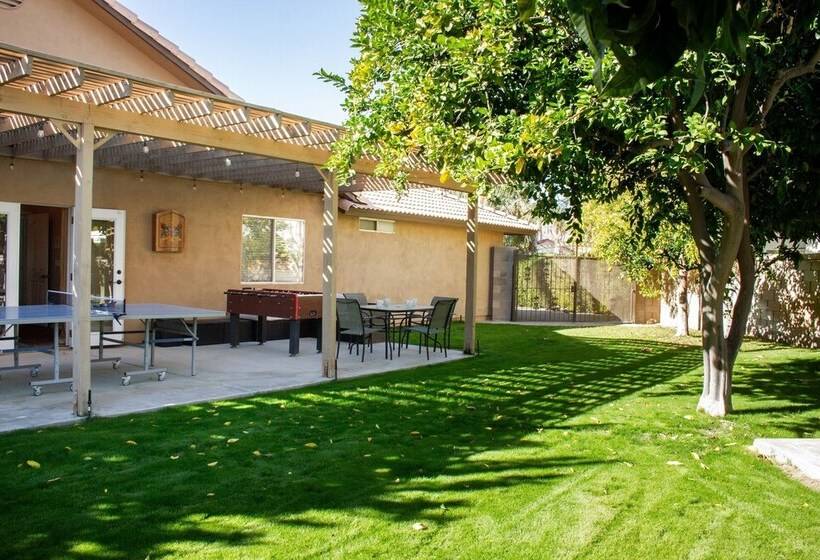 Larrea By Avantstay Luxurious Oasis W/ Pool & Hot Tub!