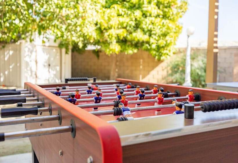 Larrea By Avantstay Luxurious Oasis W/ Pool & Hot Tub!