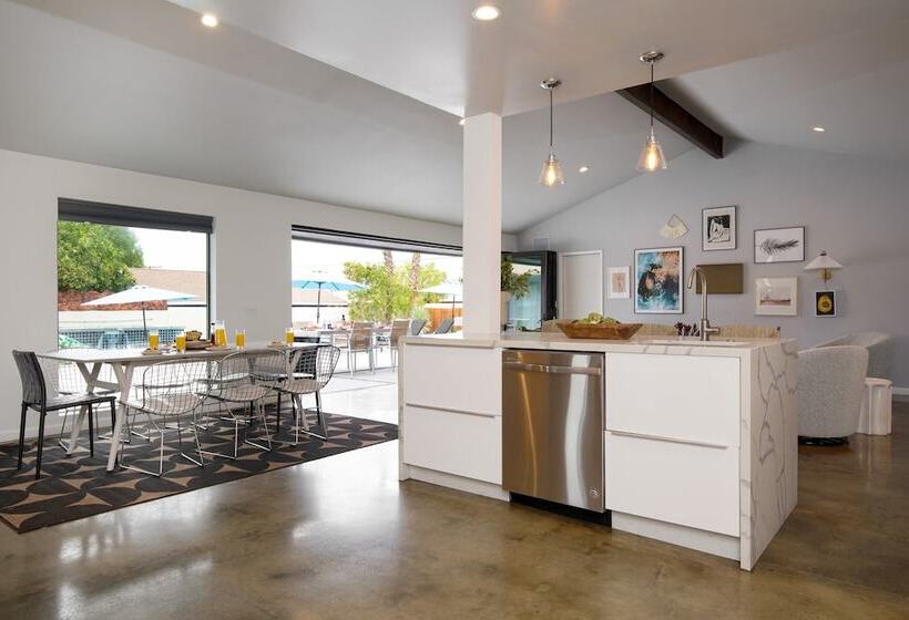 Quinta Green By Avantstay Modern Home W/ Pool, Spa & Golf Course!