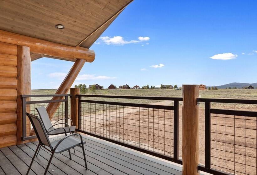 Stone Skipper Lodge