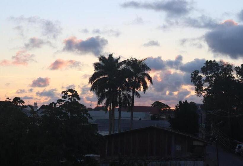 Hotel Holland Lodge Paramaribo