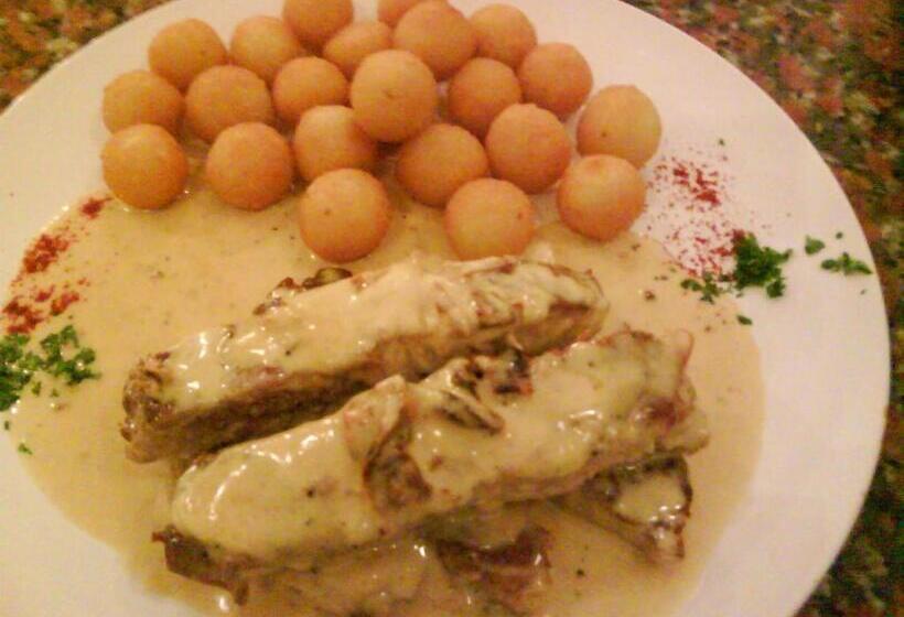 هتل Juana De Ibarbourou