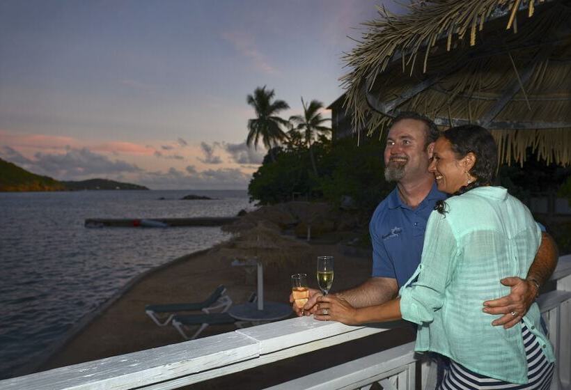استراحتگاه Lindbergh Bay