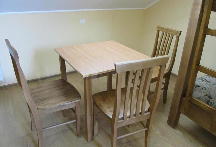 فندق صغير Mini Hotel Na Pidgradskiy