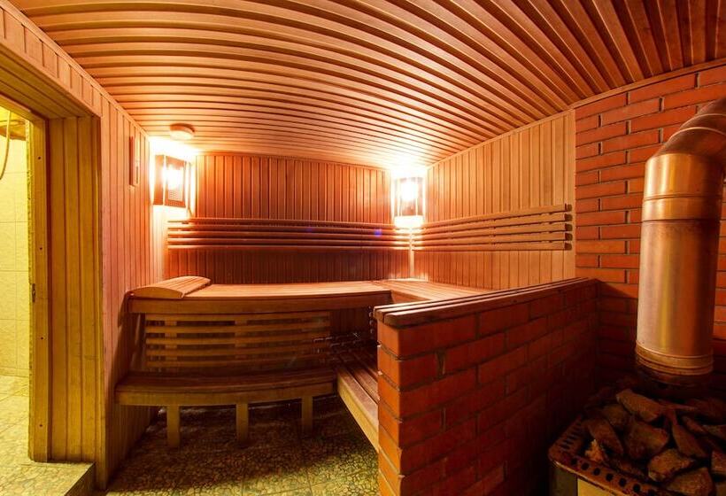 هتل F&b Spa Resort