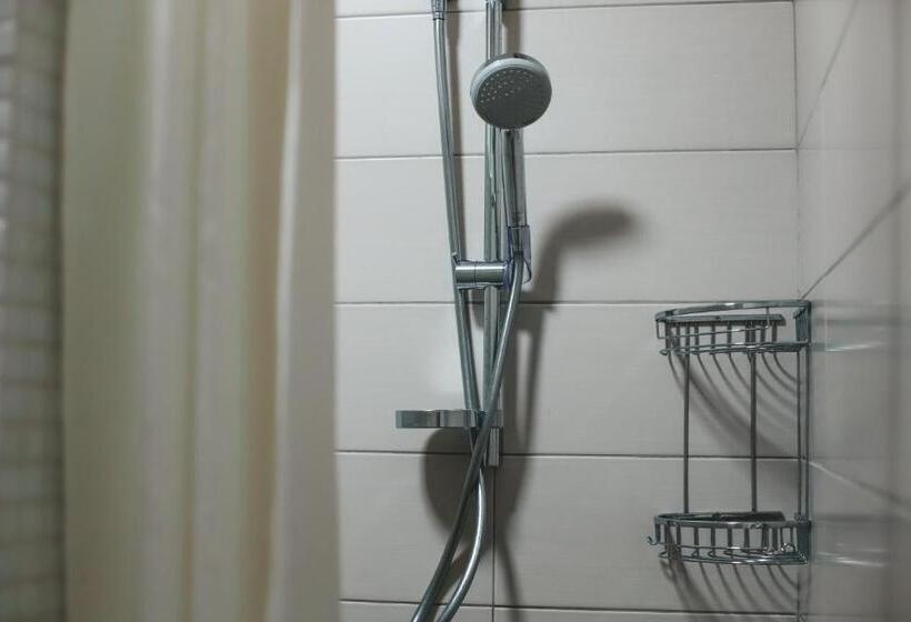 فندق Georg Palace