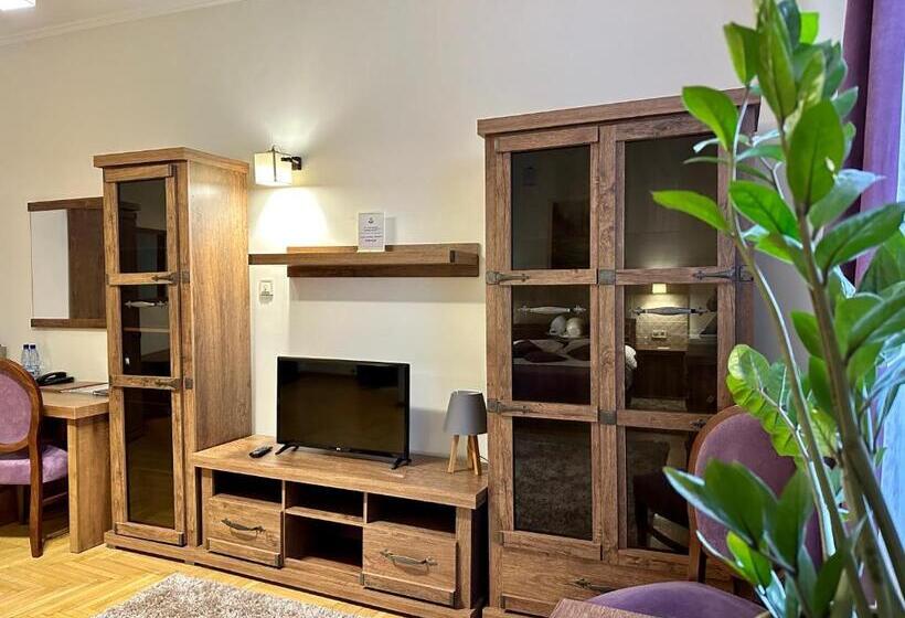 בית מלון כפרי Star