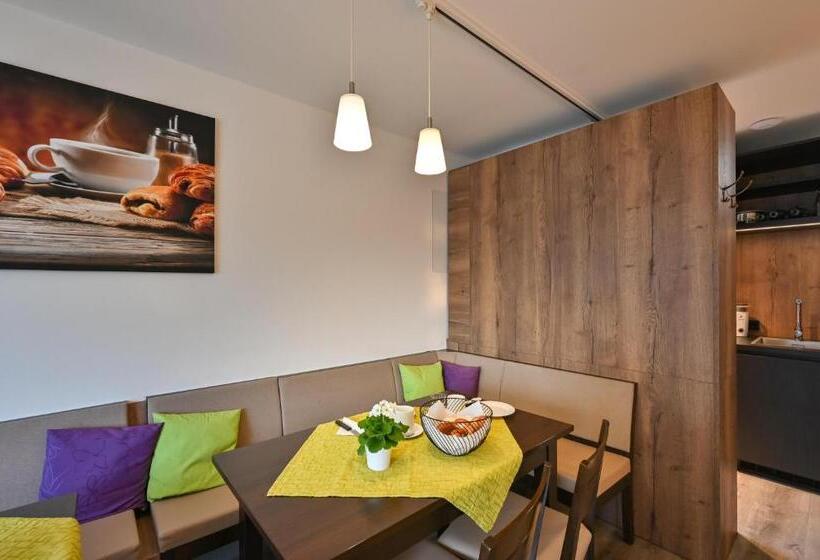 هتل Gästehaus Stock Zimmer Bäumle