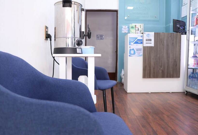 تختخواب و صبحانه Skyline