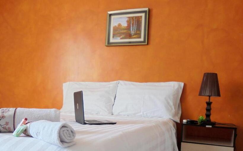 בית מלון כפרי Dorado