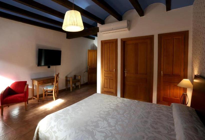 בית מלון כפרי Hospedería Sádaba