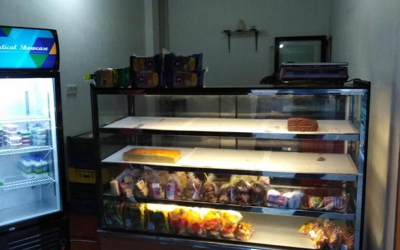 Hotel Pearl Resort Mirissa